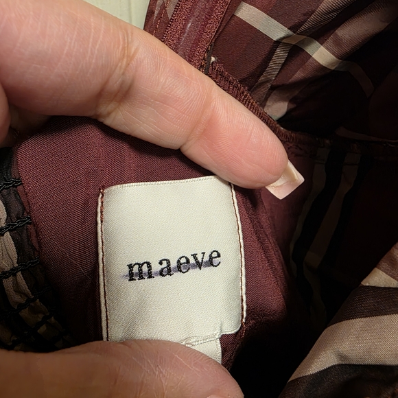 Maeve Burgundy Plaid Dress with Puff Sleeves New - Picture 8 of 9